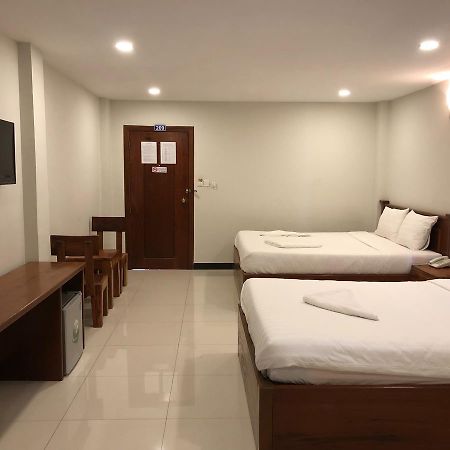 Regal Home Guesthouse Phnom Penh Dış mekan fotoğraf